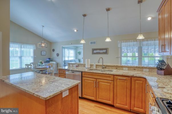 Dining room, Interior, Kitchen, Pendant Lights, Recessed Lighting, Wood Texture Flooring