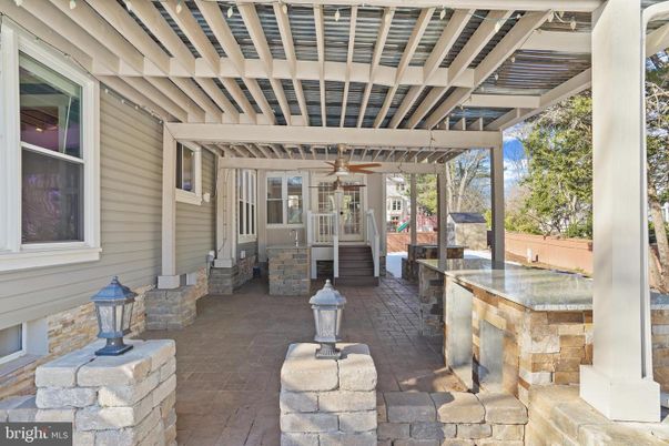 Exterior, Hot Tub