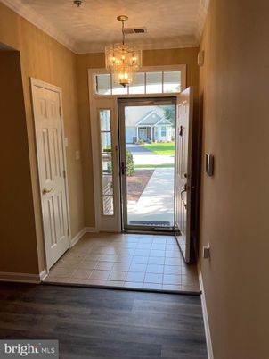 Chandelier, Interior, Wood Texture Flooring