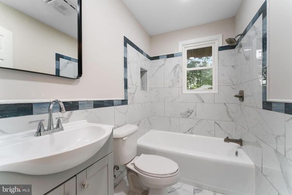 Bathroom, Interior, Marble, Marble Walls