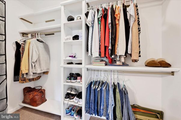 Interior, Walk-in Closets