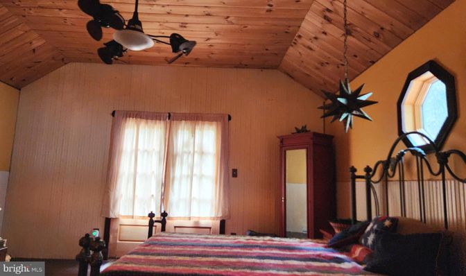 Bedroom, Interior, Wooden Ceilings