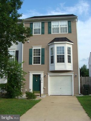 Attached, Exterior, Facade, Georgian
