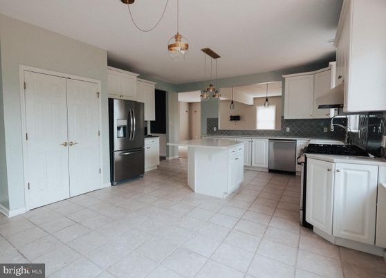 Interior, Kitchen, Pendant Lights