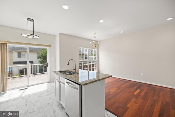 Chandelier, Interior, Kitchen, Marble, Pendant Lights, Recessed Lighting, Wood Texture Flooring