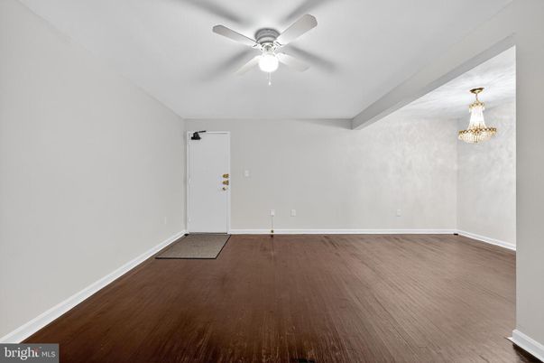 Chandelier, Empty room, Interior, Wood Texture Flooring