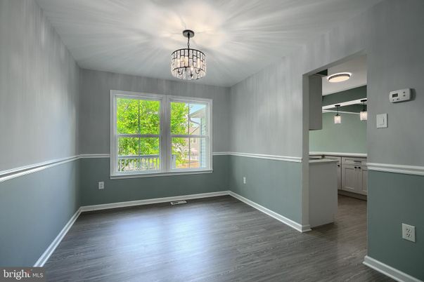 Chandelier, Empty room, Interior, Wood Texture Flooring