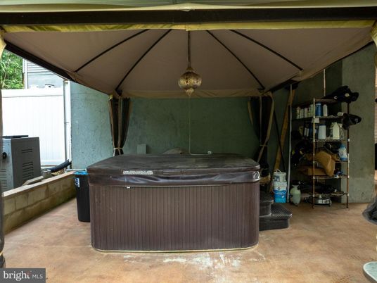 Exterior, Hot Tub