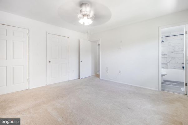 Bathroom, Empty room, Interior