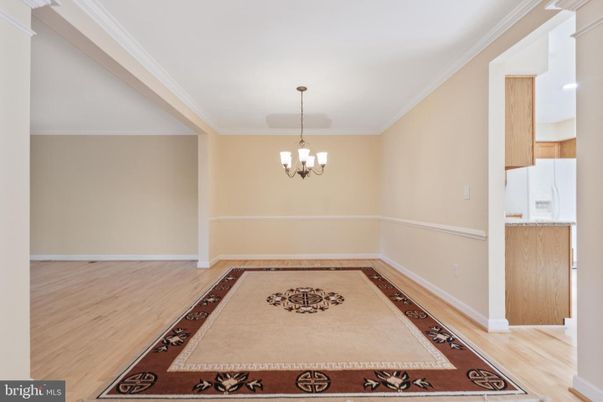 Chandelier, Empty room, Interior, Wood Texture Flooring