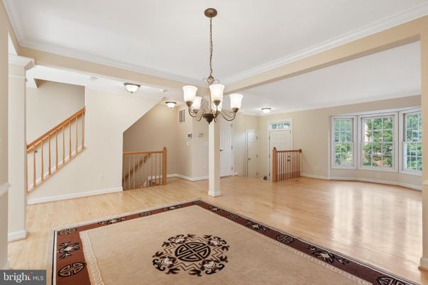 Chandelier, Empty room, Interior, Wood Texture Flooring