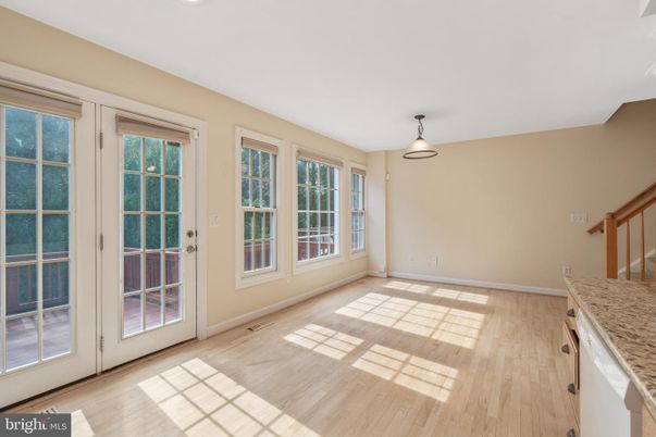 Empty room, Interior, Pendant Lights, Wood Texture Flooring