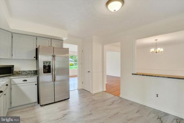 Chandelier, Interior, Kitchen, Marble, Stainless Steel Appliances, Wood Texture Flooring