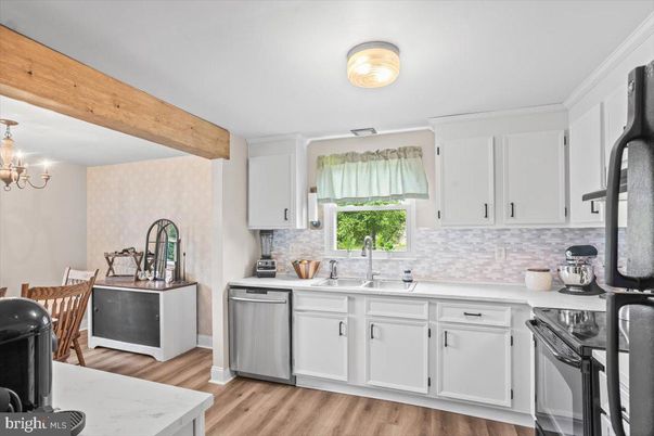 Interior, Kitchen, Wooden Beams, Wood Texture Flooring