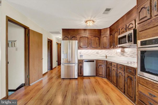 Interior, Kitchen, Stainless Steel Appliances, Wood Texture Flooring