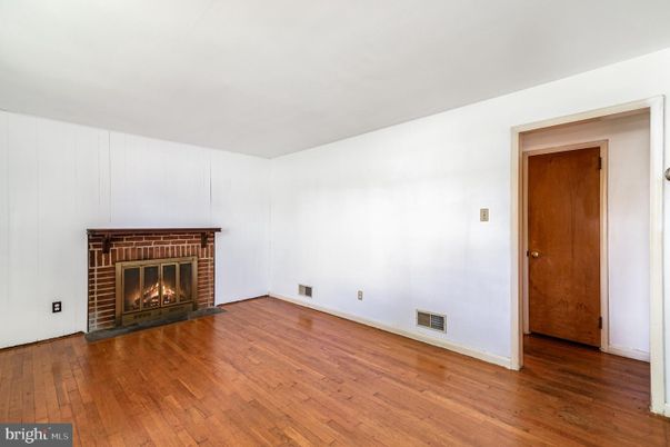 Empty room, Fireplace, Interior, Wood Texture Flooring