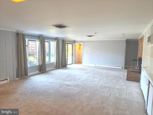 Empty room, Fireplace, Interior