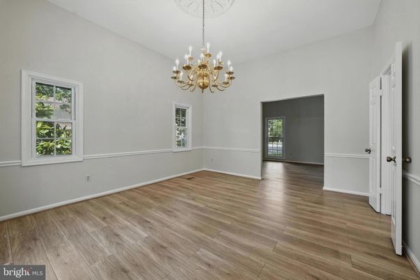 Chandelier, Empty room, Interior, Wood Texture Flooring