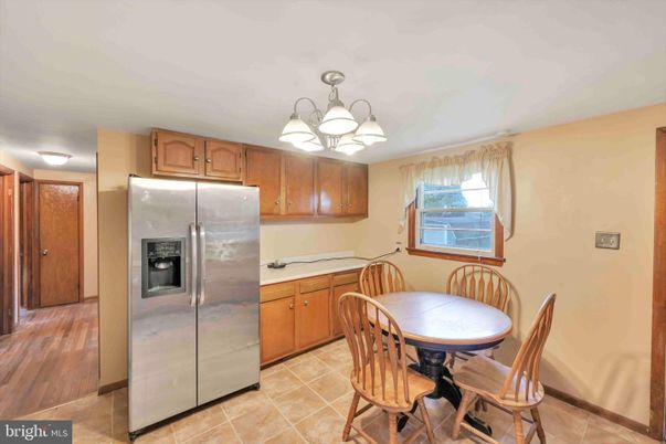 Chandelier, Dining room, Interior, Kitchen, Wood Texture Flooring