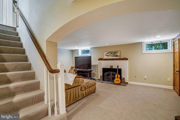 Fireplace, Interior, Recessed Lighting