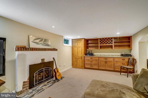 Fireplace, Interior, Recessed Lighting