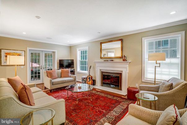 Fireplace, Interior, Living room, Recessed Lighting