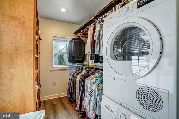 Interior, Recessed Lighting, Utility Closets, Washer, Wood Texture Flooring
