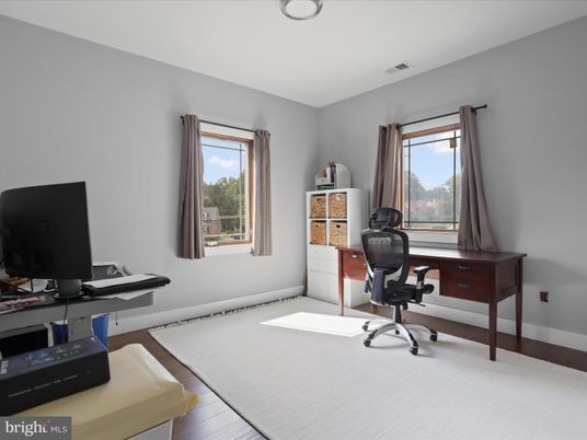 Home Office, Interior, Recessed Lighting, Wood Texture Flooring