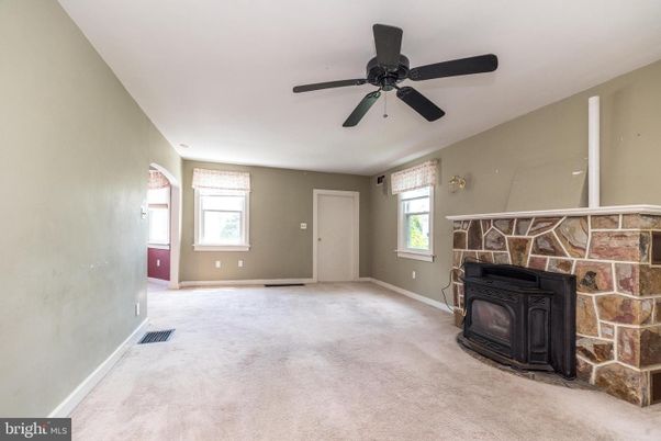 Empty room, Fireplace, Interior