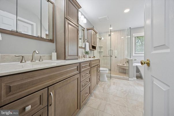 Bathroom, Dual Sink Vanities, Glass Shower, Interior, Recessed Lighting