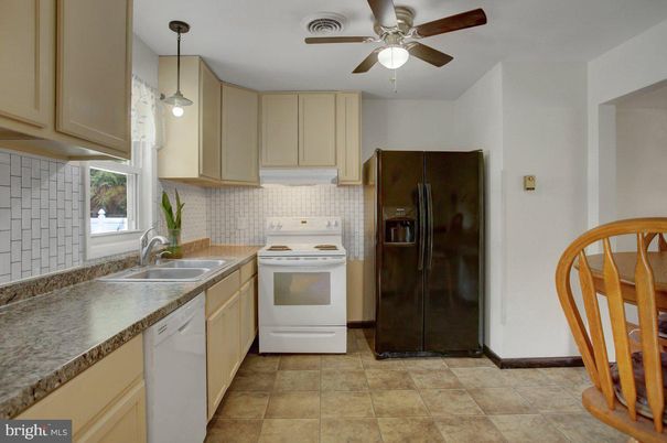 Interior, Kitchen, Pendant Lights