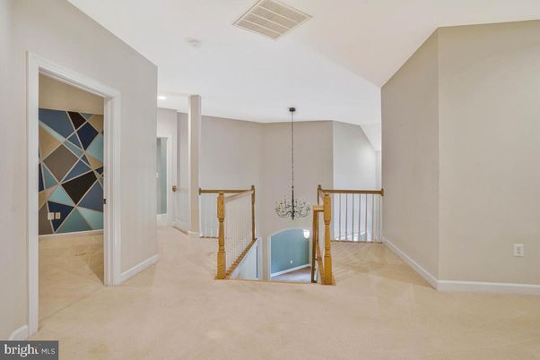Empty room, Interior, Pendant Lights, Recessed Lighting