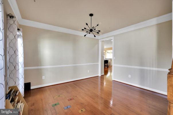 Empty room, Interior, Pendant Lights, Wood Texture Flooring