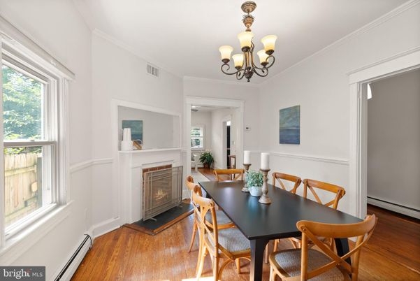 Chandelier, Dining room, Fireplace, Interior, Wood Texture Flooring