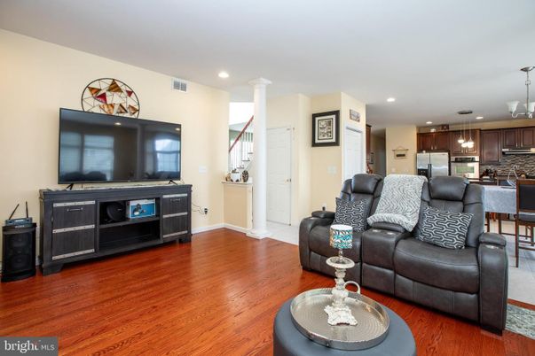 Home Theatre Room, Interior, Kitchen, Living room, Pendant Lights, Recessed Lighting, Stainless Steel Appliances, Wood Texture Flooring