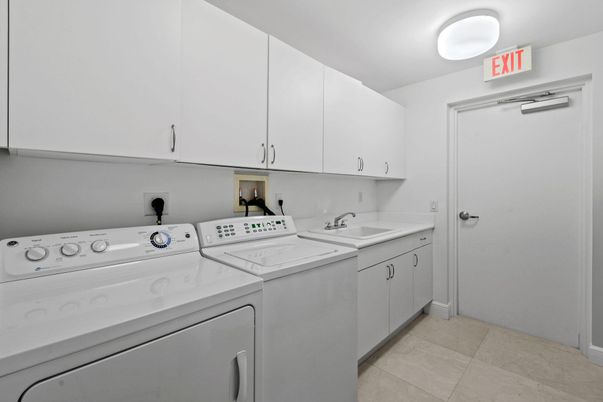 Interior, Washer