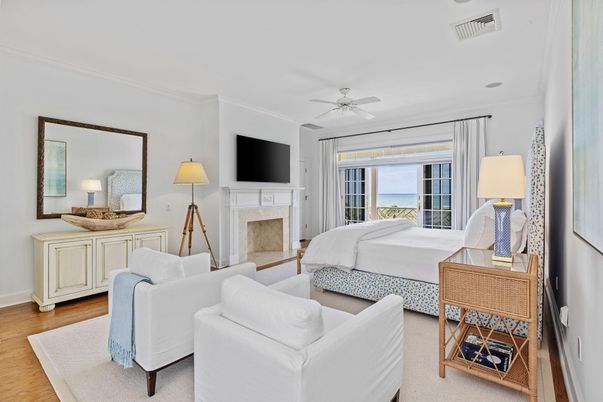 Bedroom, Fireplace, Interior, Living room, Wood Texture Flooring