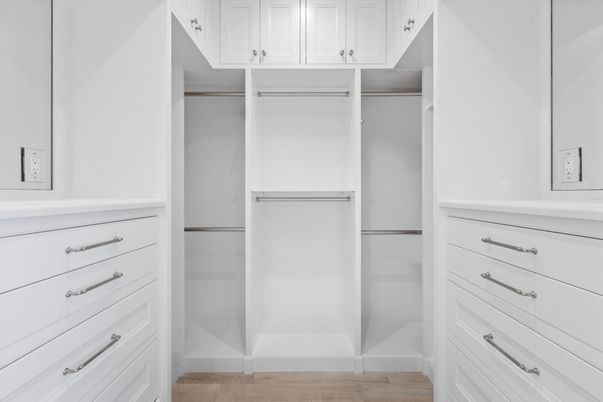 Interior, Walk-in Closets, Wood Texture Flooring