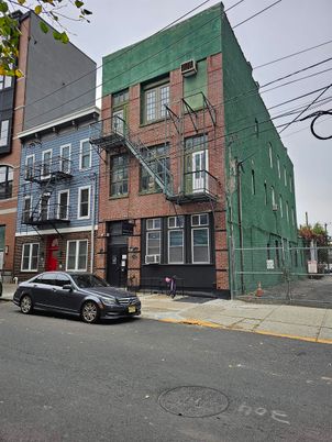 Exterior, Facade, Brick Facade, Rowhouse