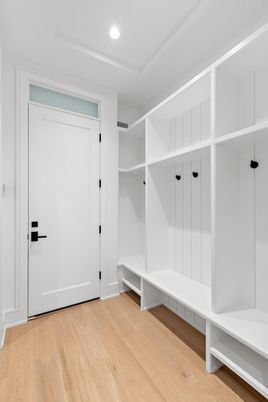 Interior, Recessed Lighting, Walk-in Closets, Wood Texture Flooring