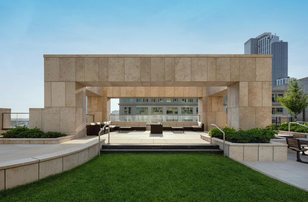 Backyard, Exterior, Facade, Modern