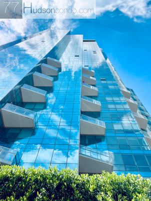 Exterior, Facade, Highrise