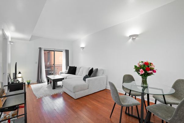 DE Listing image placeholder