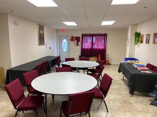 Dining room, Interior, Recessed Lighting