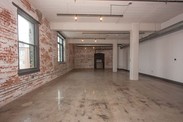 Garage, Interior, Stone Walls
