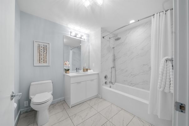 Bathroom, Interior, Marble, Marble Walls, Recessed Lighting