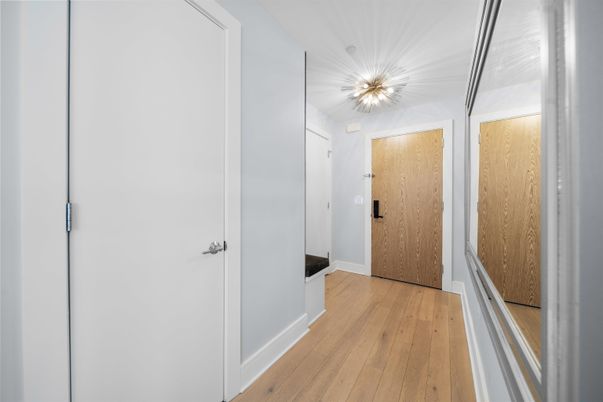 Interior, Pendant Lights, Wood Texture Flooring