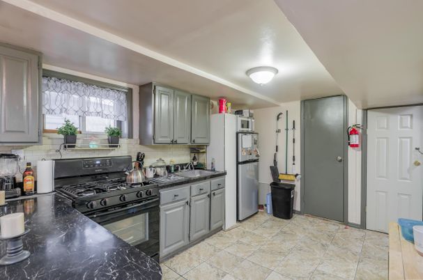 Interior, Kitchen