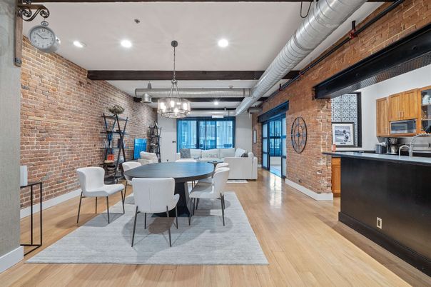 Chandelier, Dining room, Interior, Kitchen, Pendant Lights, Recessed Lighting, Stone Walls, Wood Texture Flooring