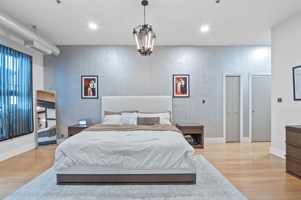 Bedroom, Fireplace, Interior, Pendant Lights, Recessed Lighting, Wood Texture Flooring